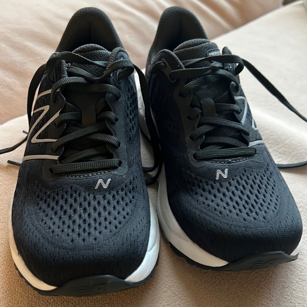 New balance 880 athletic shoes
